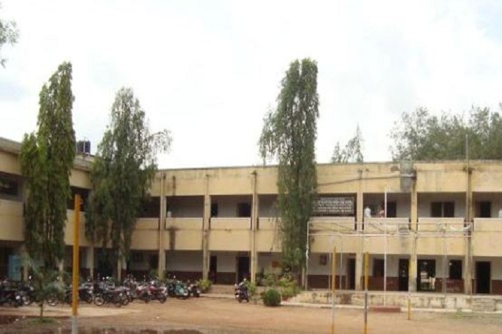 https://cache.careers360.mobi/media/colleges/social-media/media-gallery/15539/2021/5/18/Campus View of MS Irani Arts Science and Commerce Degree College Gulbarga_Campus-view.jpg